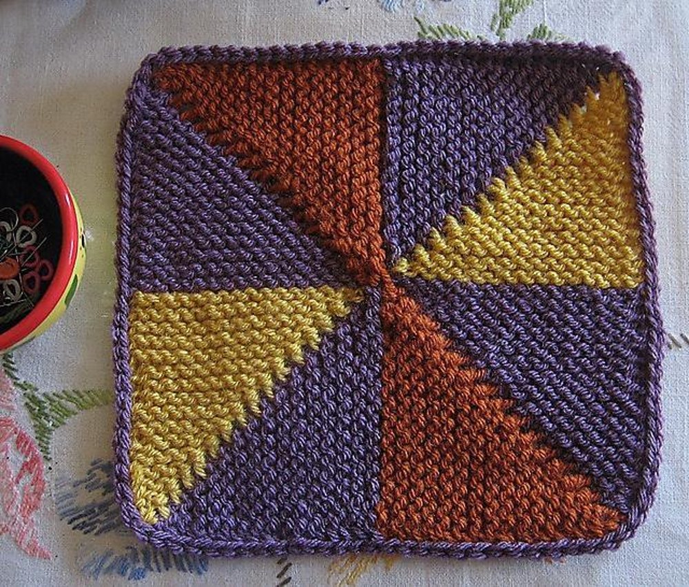 Knit PInWheel 9" afghan block Knitting pattern by Margaret