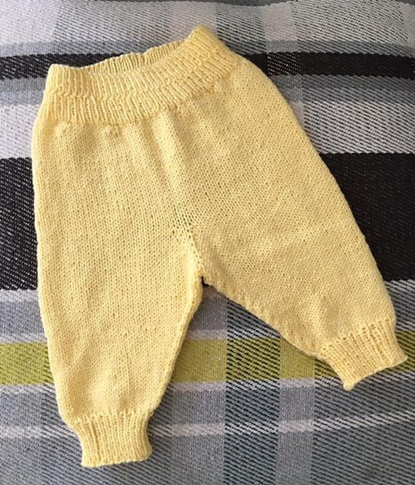 Modèle de tricot pour leggings/pantalons pour bébé par Mary Moran