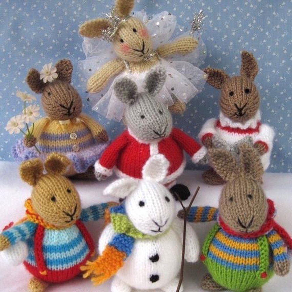 Winter Bunnies Knitting pattern by Dollytime | Knitting ...