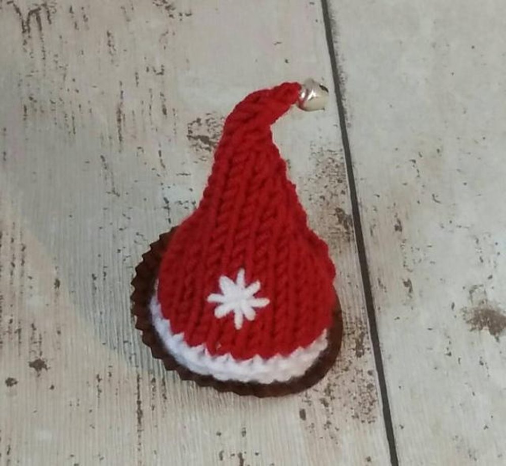 Weihnachtsmütze Ferrero Rocher Cover / Cozy Knitting pattern by