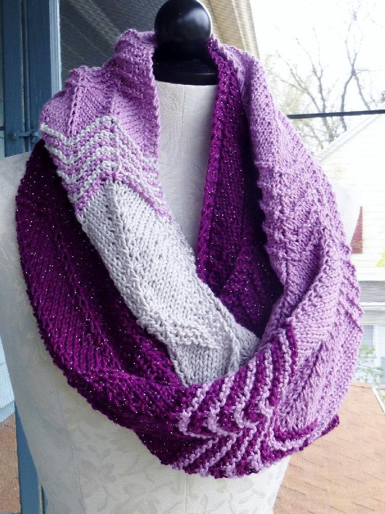Chevron Gradient Knitting pattern by Eileen Vito ...